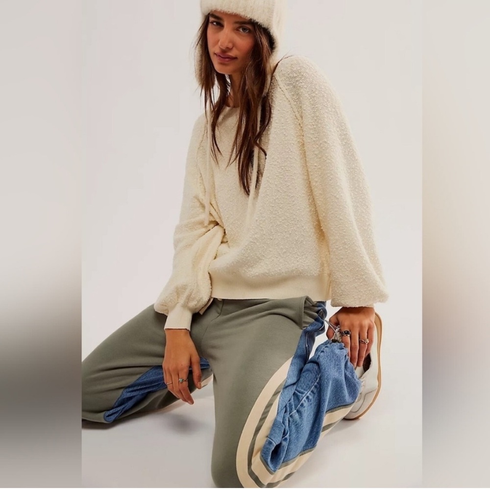 Free People Found My Friend Pullover Cream Oversized Sweater XS - Picture 6 of 16